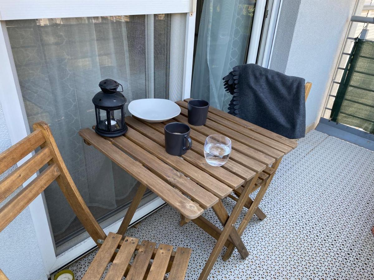 غيور Sziget Apartment المظهر الخارجي الصورة